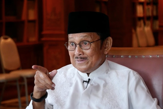 Ucapan Selamat Ultah untuk Presiden ke 3 Habibie Jadi Trending Topic Netizen Ucapan Selamat Ultah untuk Presiden ke 3 Habibie Jadi Trending Topic Netizen