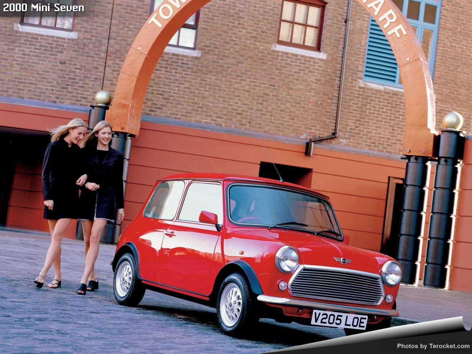 Hình ảnh xe ô tô Mini Seven 2000 & nội ngoại thất