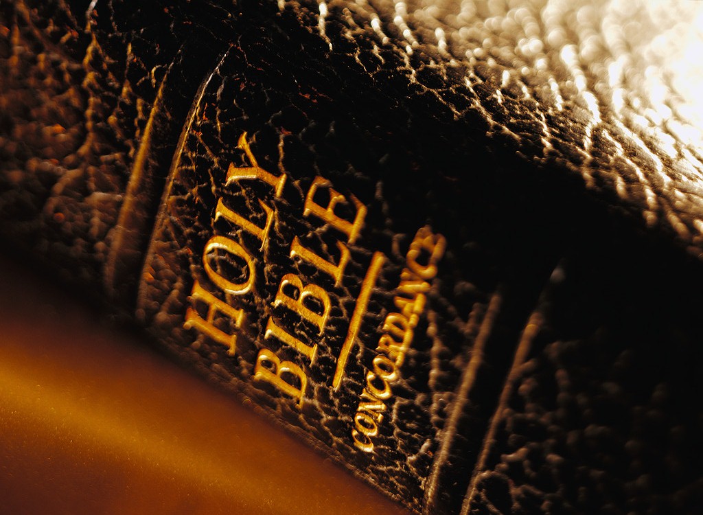 Cristianos piden Biblias