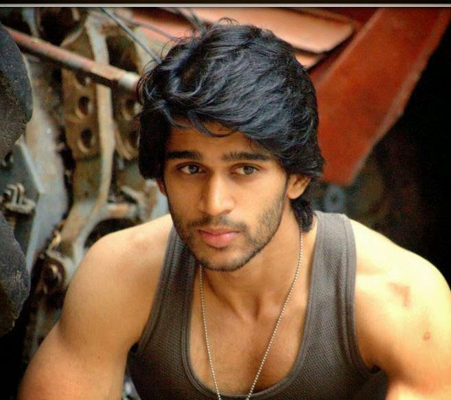 Life Is Beautiful Abhijeet Six Pack Abs