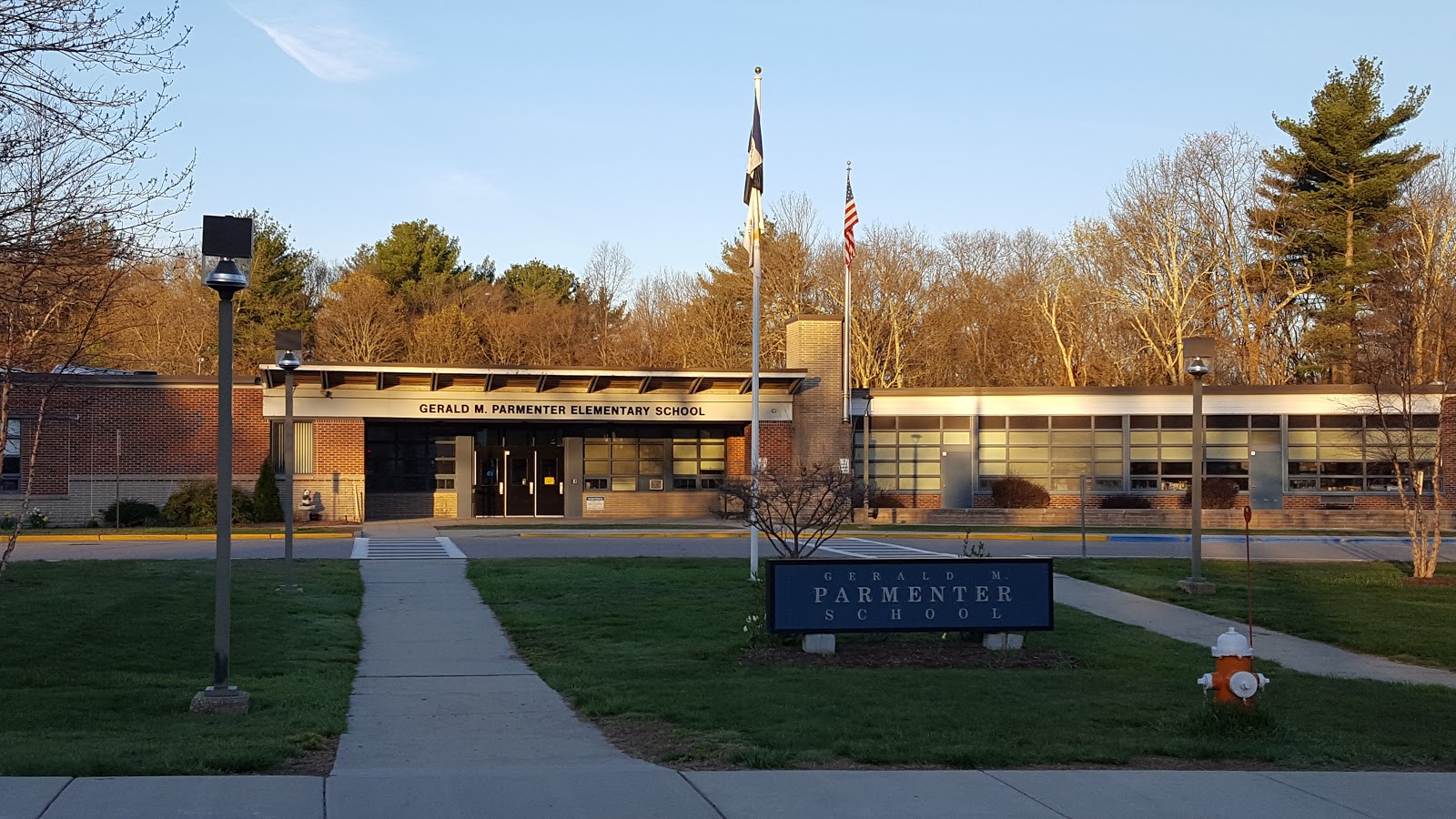 Franklin Matters Parmenter 5th Grader Car Wash and Clothing Drive