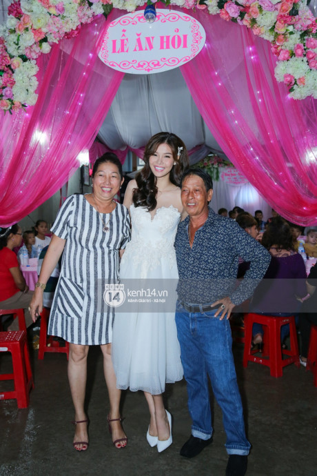 Du tiec nhom ho vang mat Mac Hong Quan, Ky Han van tuoi cuoi hanh phuc nhu the nay! - Anh 4