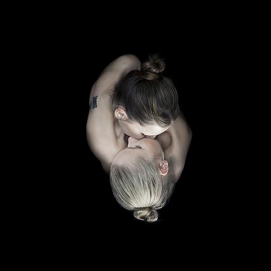 andy barter fotografia casais beijando de cima beijo ying yang