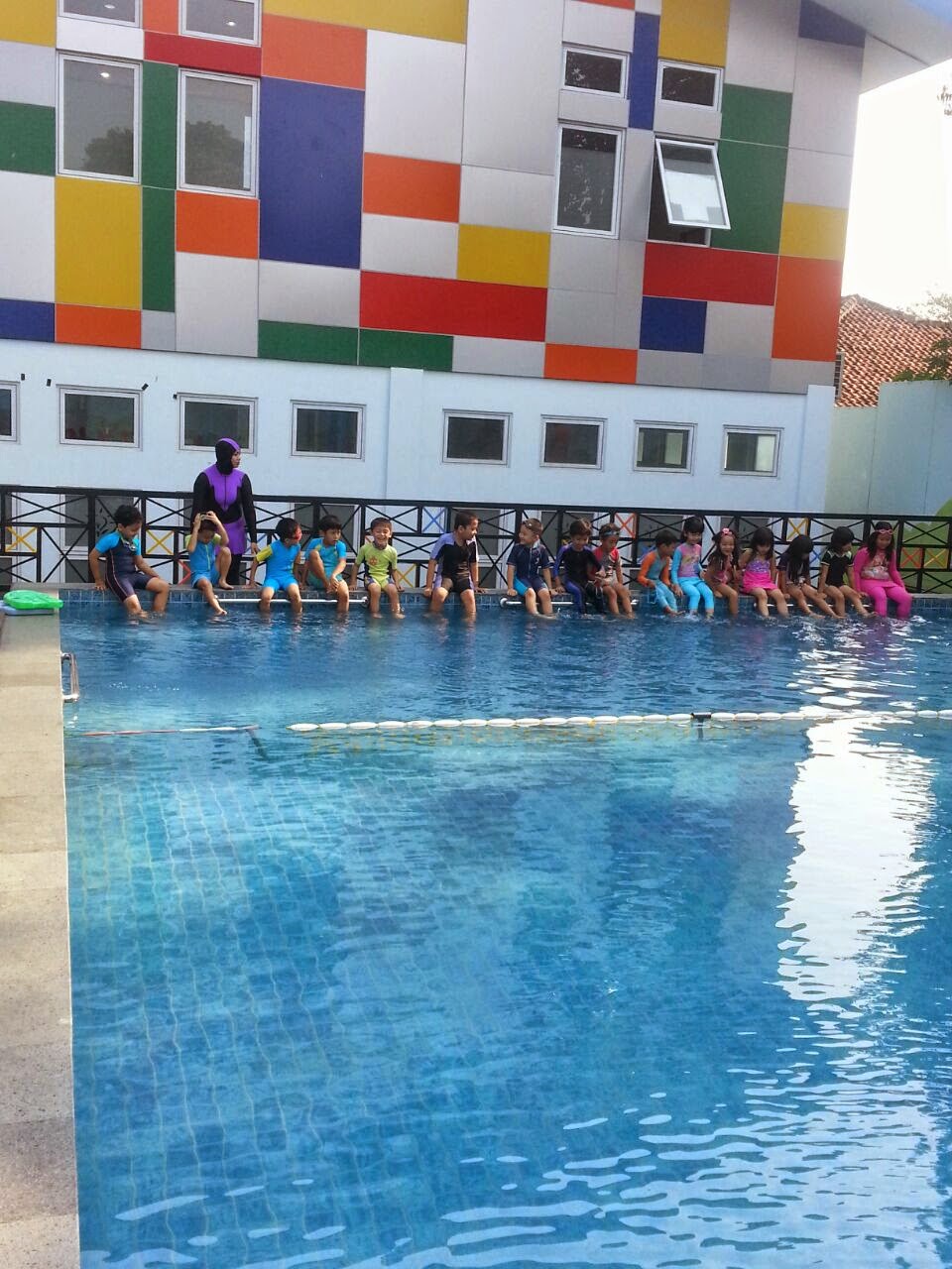 Ken : Jangan Belajar Di Rumah Nak...