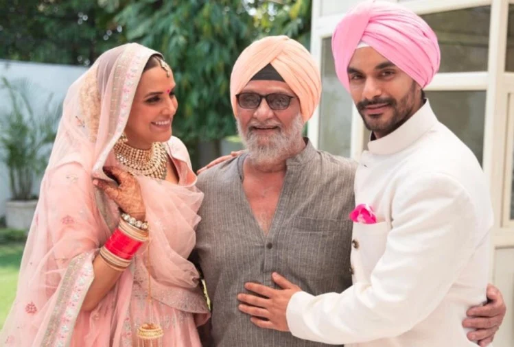 neha dhupia with father-in-law