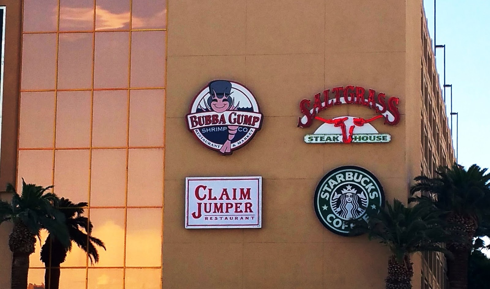 Laughlin Buzz Claim Jumper at Golden Nugget Laughlin