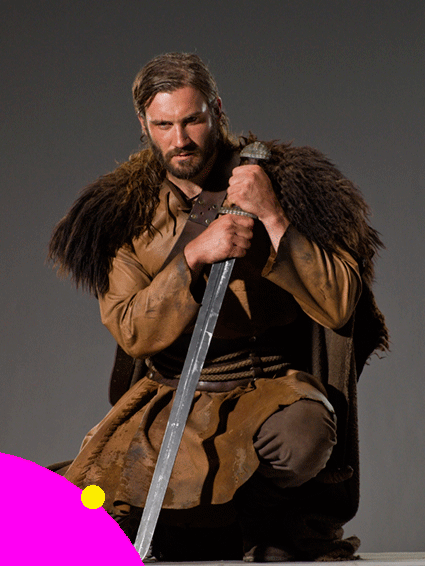 birthdays: Clive Standen