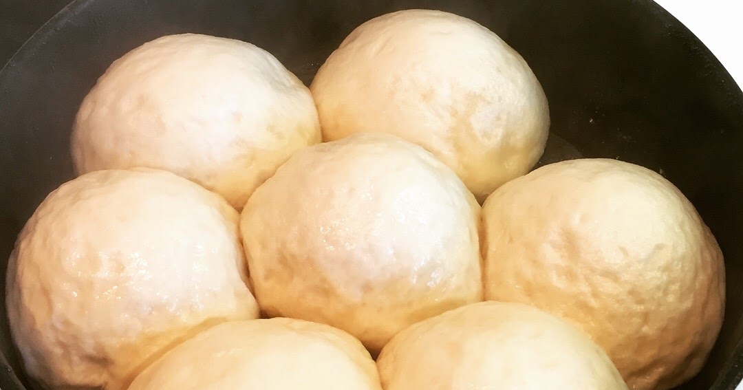 Dampfnudeln mit Salzkruste