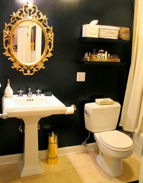 Dark spots on the mirror in the bathroom and how to avoid them