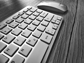 How to Clean a Keyboard How to Clean a Keyboard