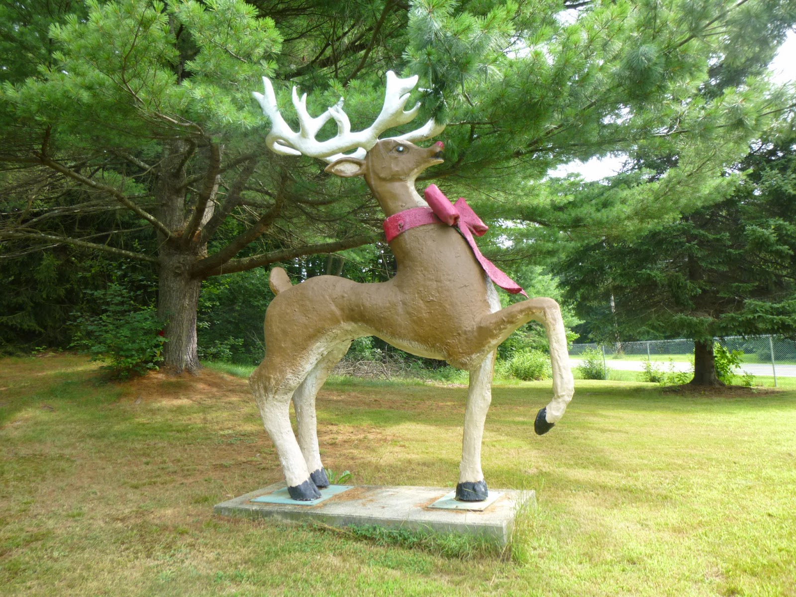 Photoops Roadside Attractions Santa's Land Putney, VT