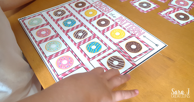 Letter D Activities that would be perfect for preschool or kindergarten. Sensory, art, fine motor, literacy and alphabet practice all rolled into Letter D fun with some bonus math practice.