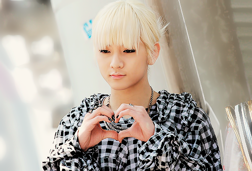 Young Renny KPOPMANIA: HAPPY B-DAY RENNIE!
