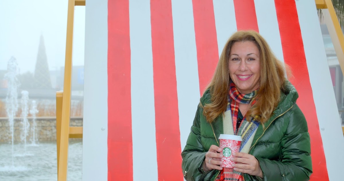 Estée Placard. INAUGURACIÓN DE STARBUCKS EN ZARAGOZA
