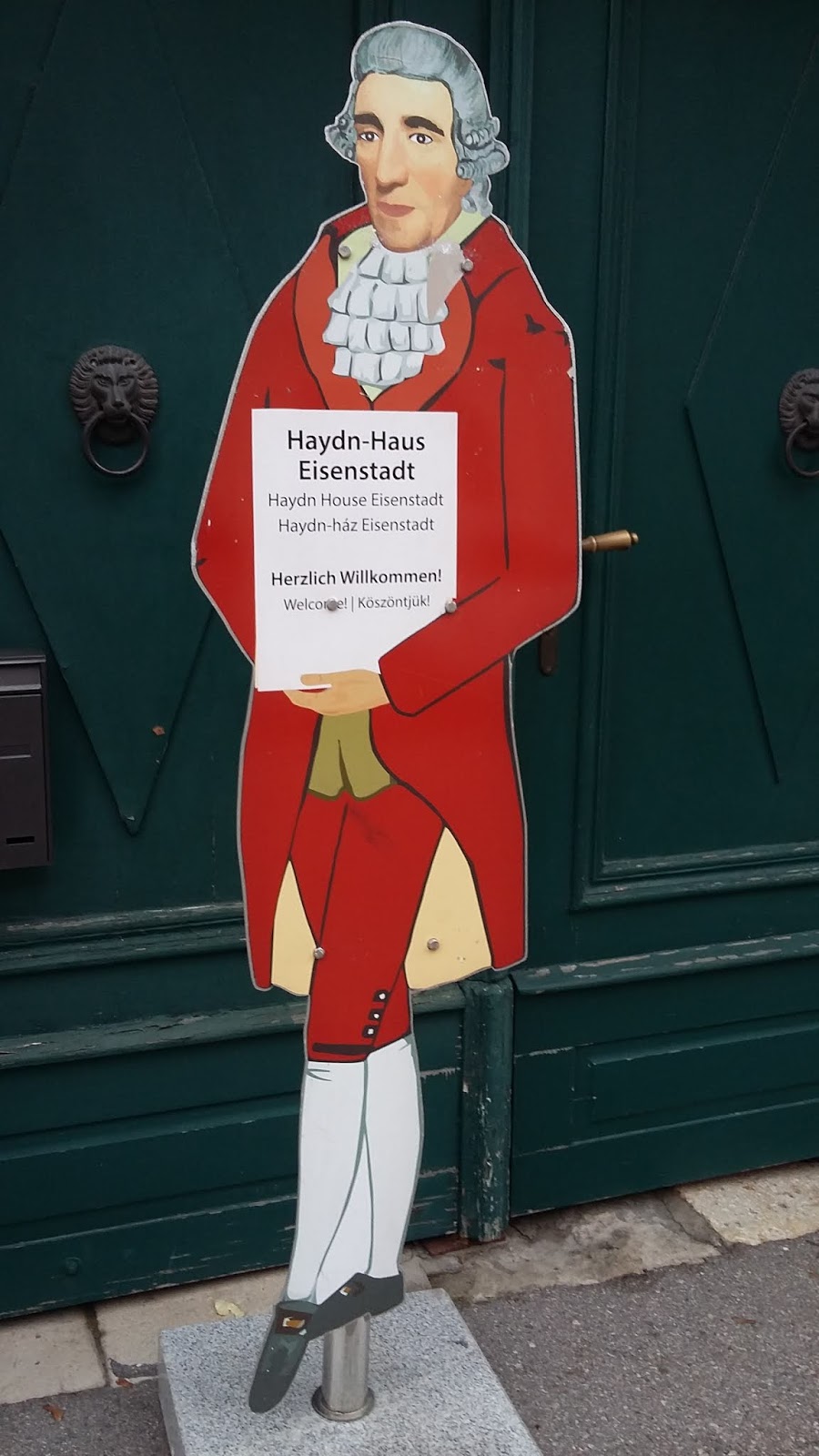 Warzenkraut Krotenstein Ausstellungsarchitektur Museum