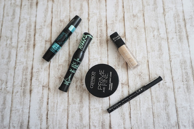 Catrice - Prime and Fine Translucent Loose Powder  Rival de Loop - Natural Touch Concealer in 01  Manhattan - Eyemazing Liner  essence - Lash Princess false lash effect mascara  Catrice - Better than Waterproof Wash off Waterresistant Volume Mascara
