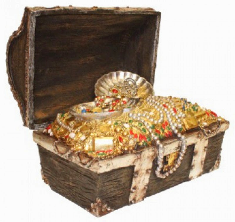 Сокровища императора тнт сегодня во сколько. Сундук Ивана Грозного. Сундучок с сокровищами. Сундук с золотом. Сундук с драгоценными камнями.