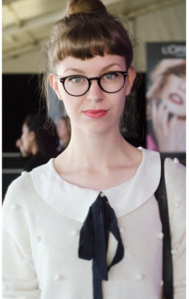 22 Classic And Amazing Bangs Hairstyles To Wear Glasses 2019
