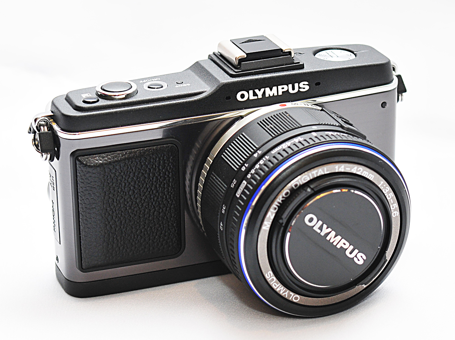 Digitally Exposed: First Impressions: Olympus E-P2