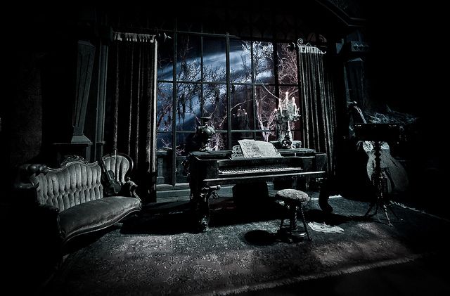 Haunted House Room Escape Haunted House Room Escape