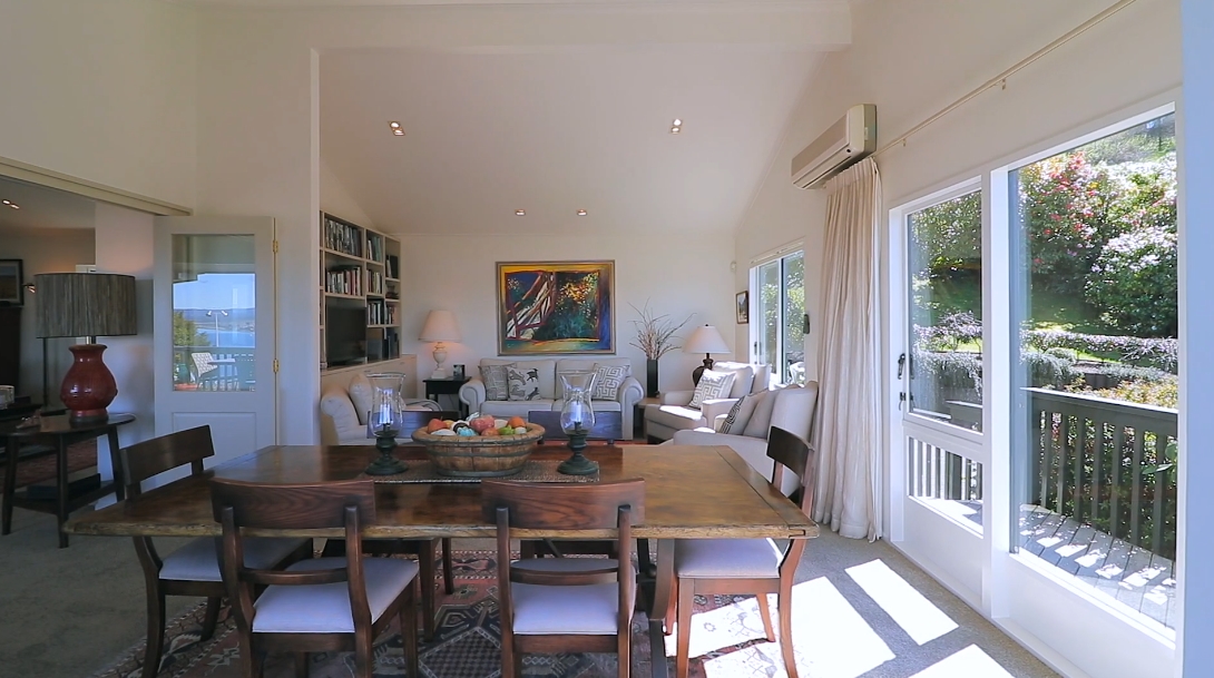 16 Interior Design Photos vs. 43 Mapara Rd, Acacia Bay, Taupo Luxury Home Tour