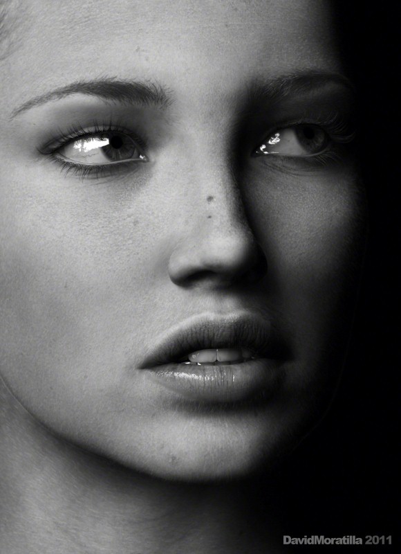Реалистичные портреты David Moratilla 15