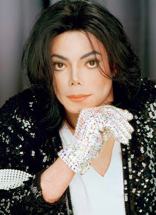 In Memorian Michael Jackson Nascimento: 29 de agosto de 1958-Falecimento: 25 de junho de 2009