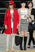 Korean idol airport fashion is always notable at the airport. (ara europe trip incheon airport fashion )