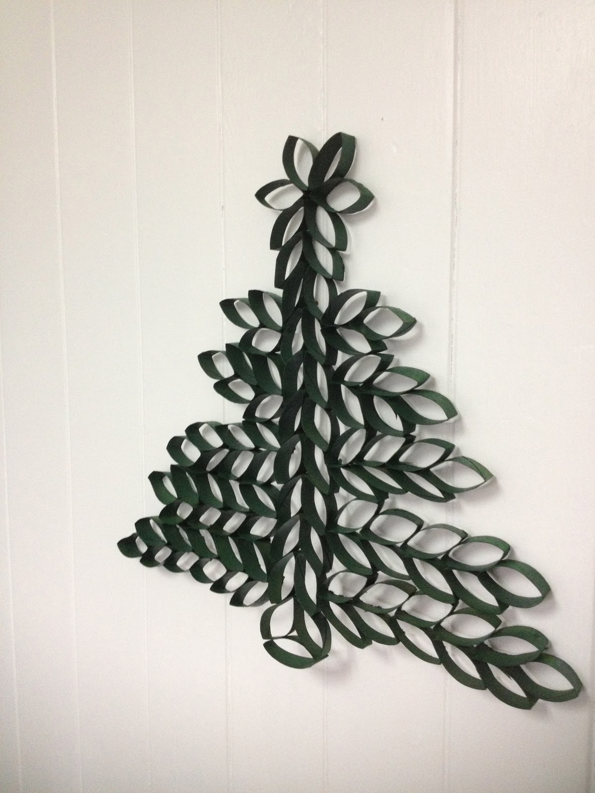 A lil ol' Peach DIY toilet paper roll wall art