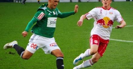 2 Teknik Dasar, dan 5 Peraturan Permainan Sepak Bola - Muttaqin id