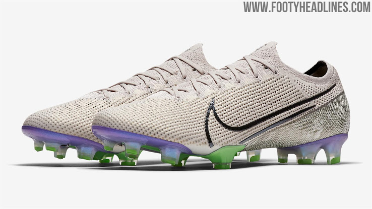 nike planet football