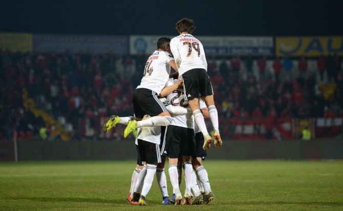 Benfica Golo Blog NMF Benfica Golo Blog NMF