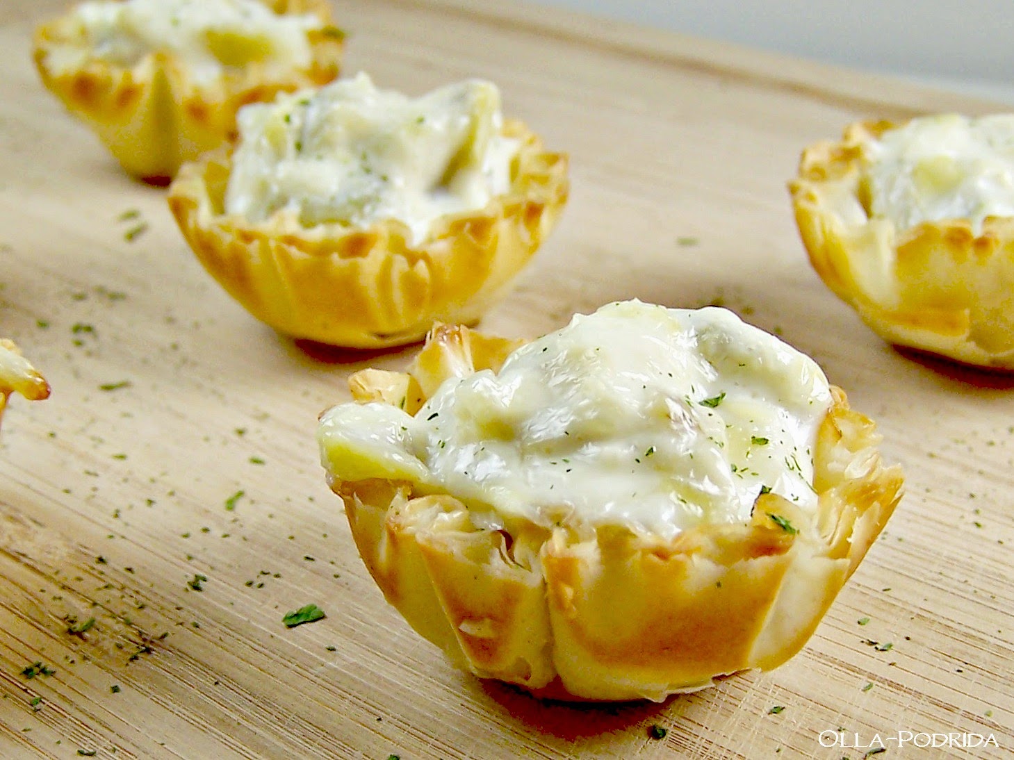 Artichoke Butter in Phyllo Cups