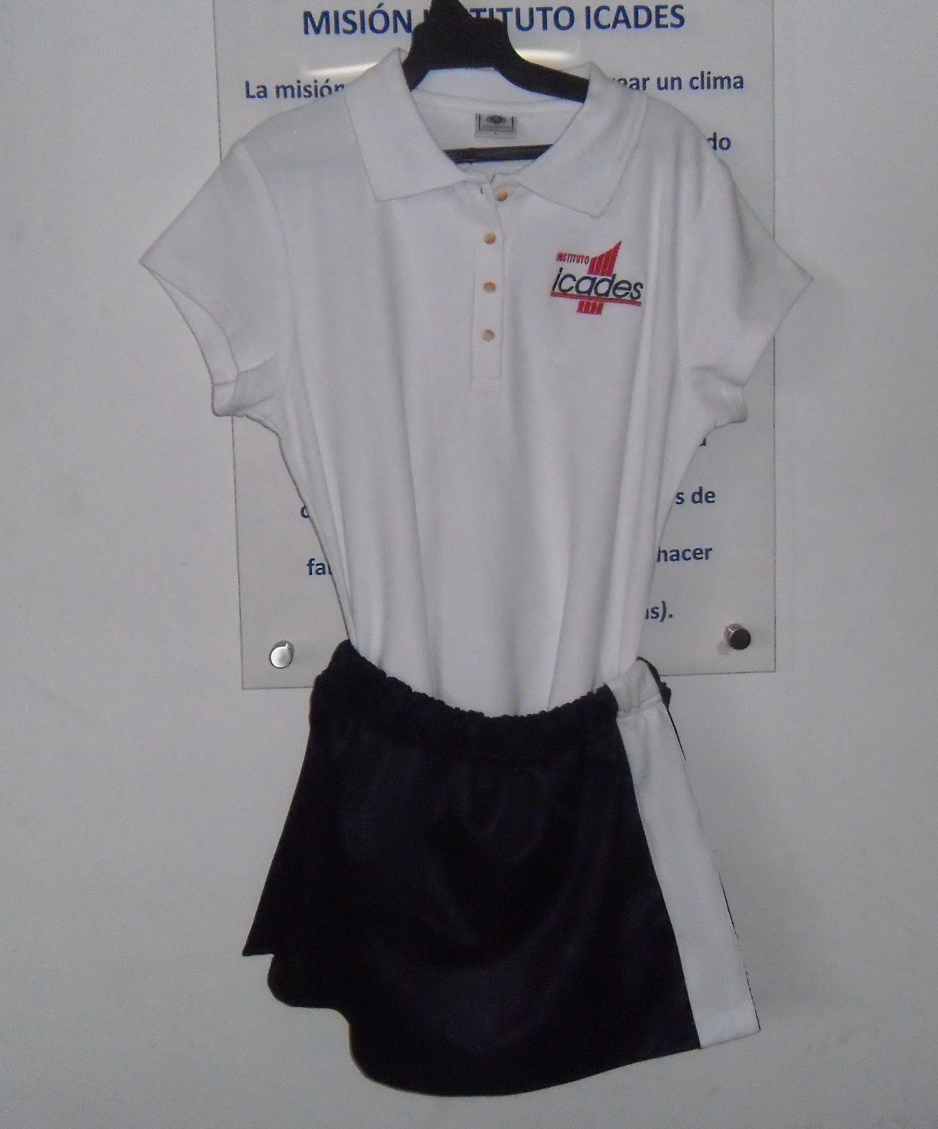 Información para Padres de familia Instituto ICADES UNIFORME DEPORTE PARA SECUNDARIA Información para Padres de familia Instituto ICADES UNIFORME DEPORTE PARA SECUNDARIA