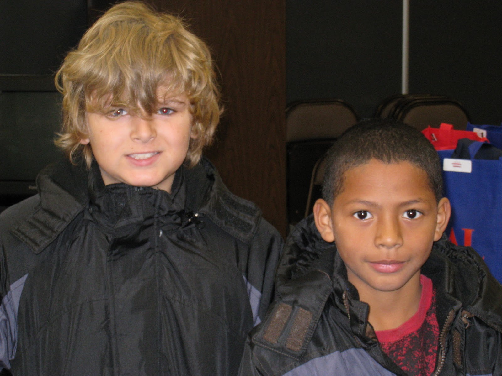 Assistance League of Chicagoland West Ardmore students ready for winter
