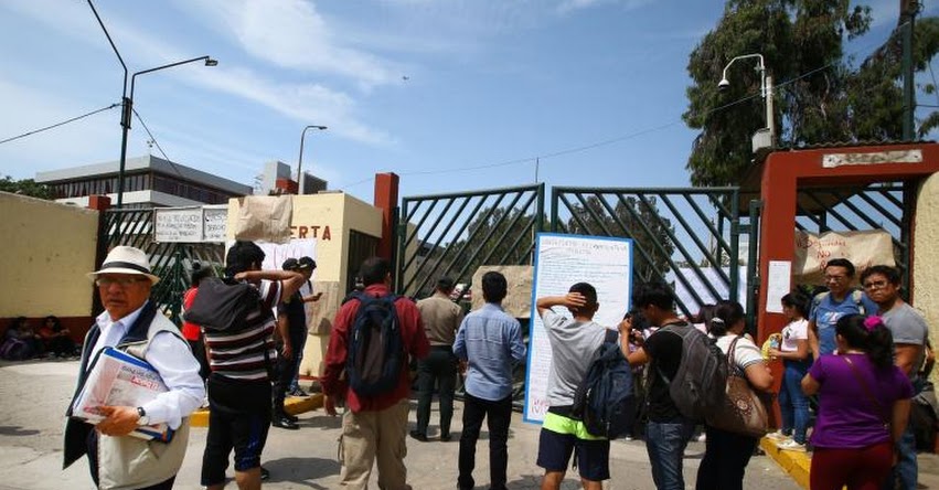 Fiscalía denunciaría a responsables de la toma de Universidad San Marcos Fiscalía denunciaría a responsables de la toma de Universidad San Marcos