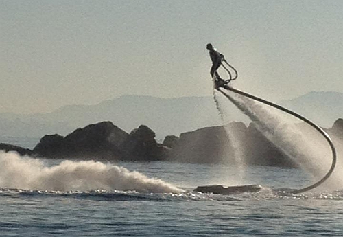 Flyboard: Το απόλυτο θαλάσσιο σπορ