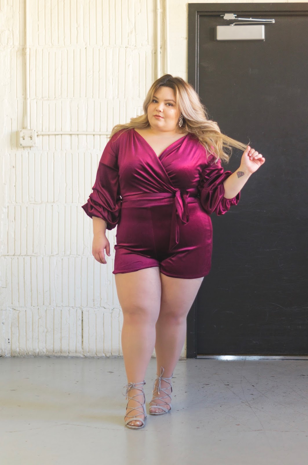 natalie in the city, natalie craig, plus size fashion blogger, Chicago fashion blogger, plus size fashion, affordable plus size clothing, embrace your curves, off your beauty standards. body positive, curves and confidence, fashion nova, fashion nova curve, velvet romper