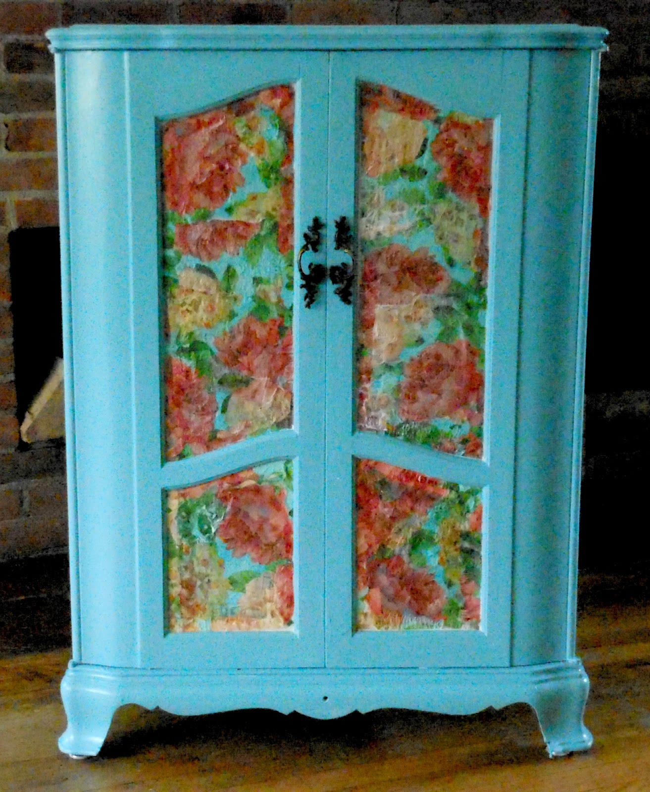 My Tiny Little Life Ugly / Pretty An Adventure in