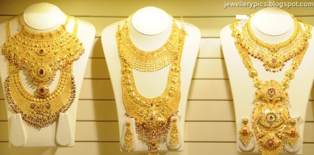 jewelry: Latest Bridal Set collection by Kalyan Jewellers