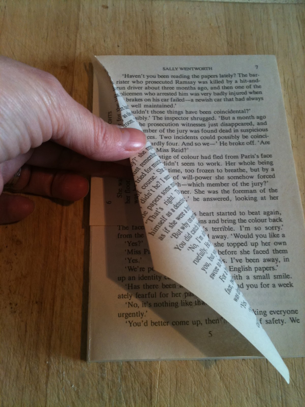 Five Go Blogging How To Make Angels and Christmas Trees From A