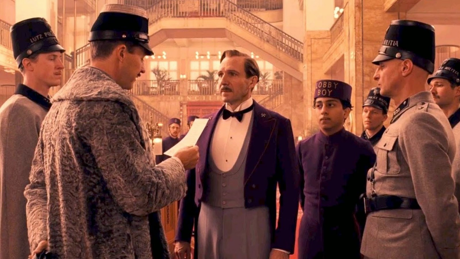 Cine El Gran Hotel Budapest (review).