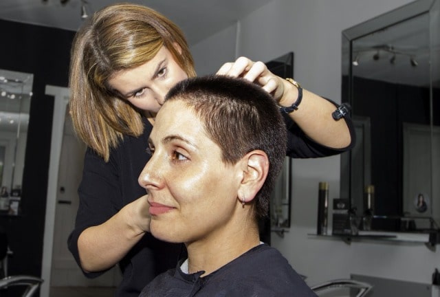 hair salon injuries proving claim of negligence hairdresser burns