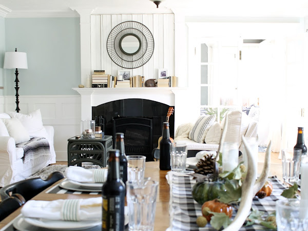 A Thanksgiving Table