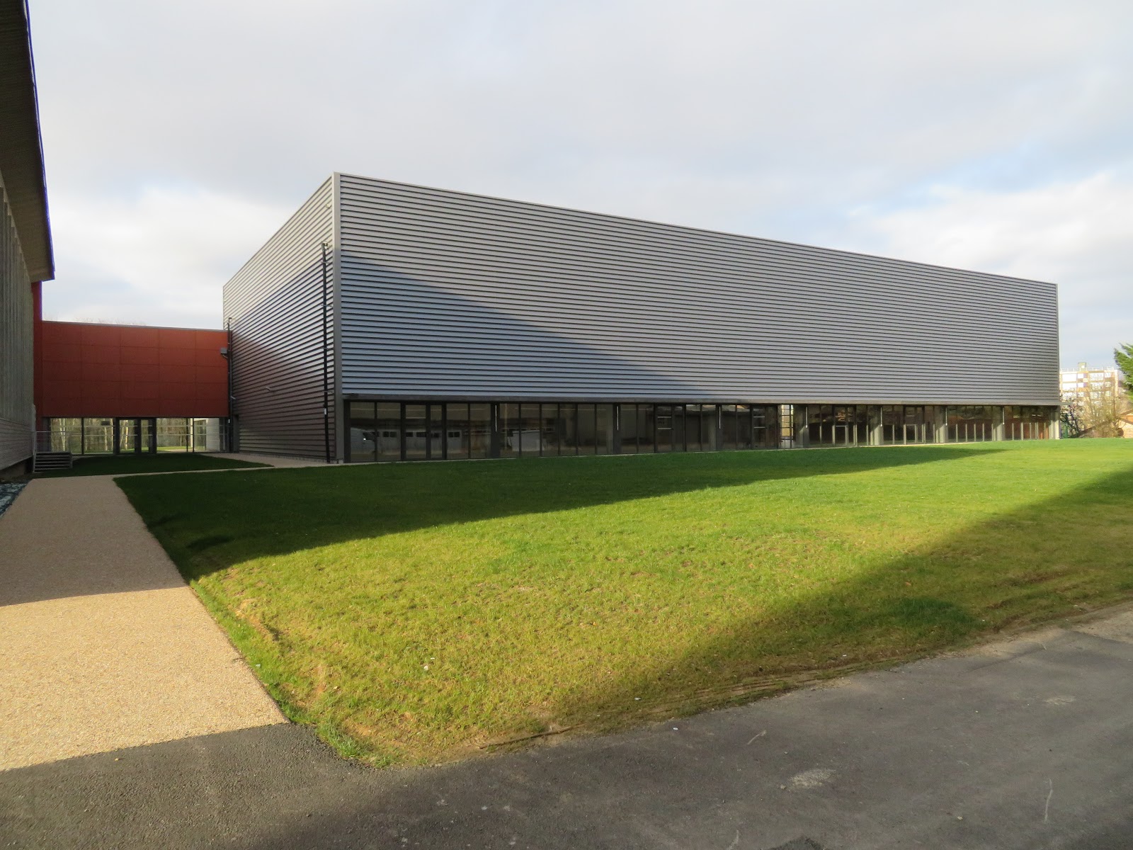 Gymnase Lycée Lamartine Macon (71) ABW Warnant Architecte