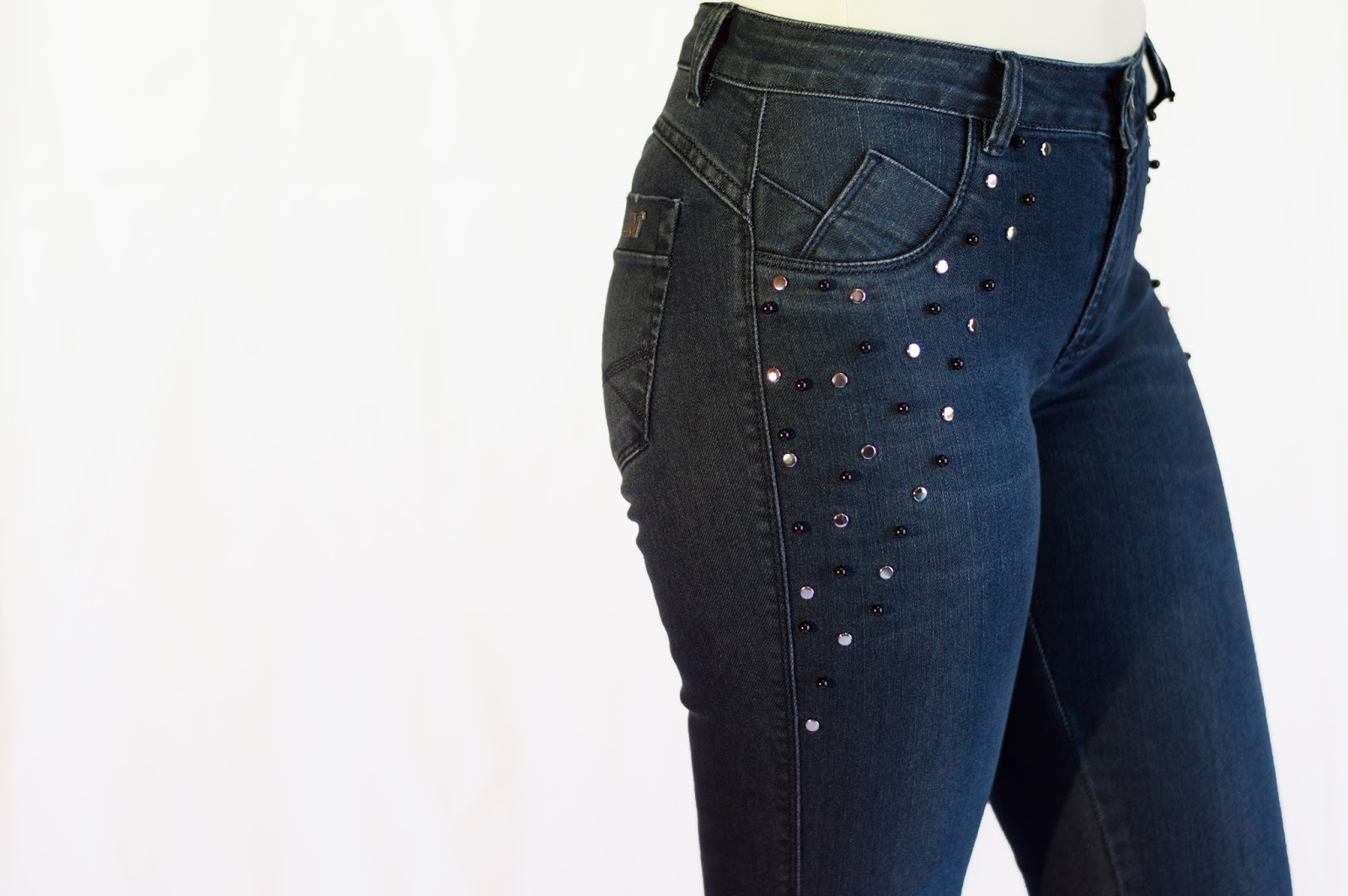 calça jeans feminina com pedrarias
