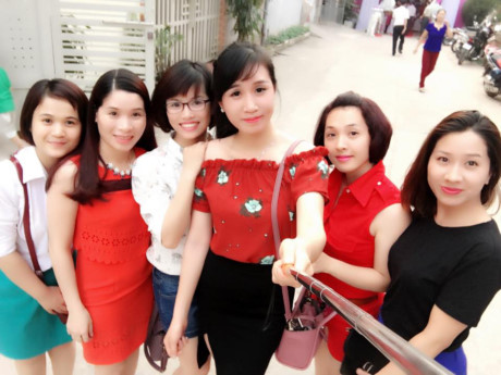 Buc anh doi lap gay bao cua hot girl ngan hang - Anh 8