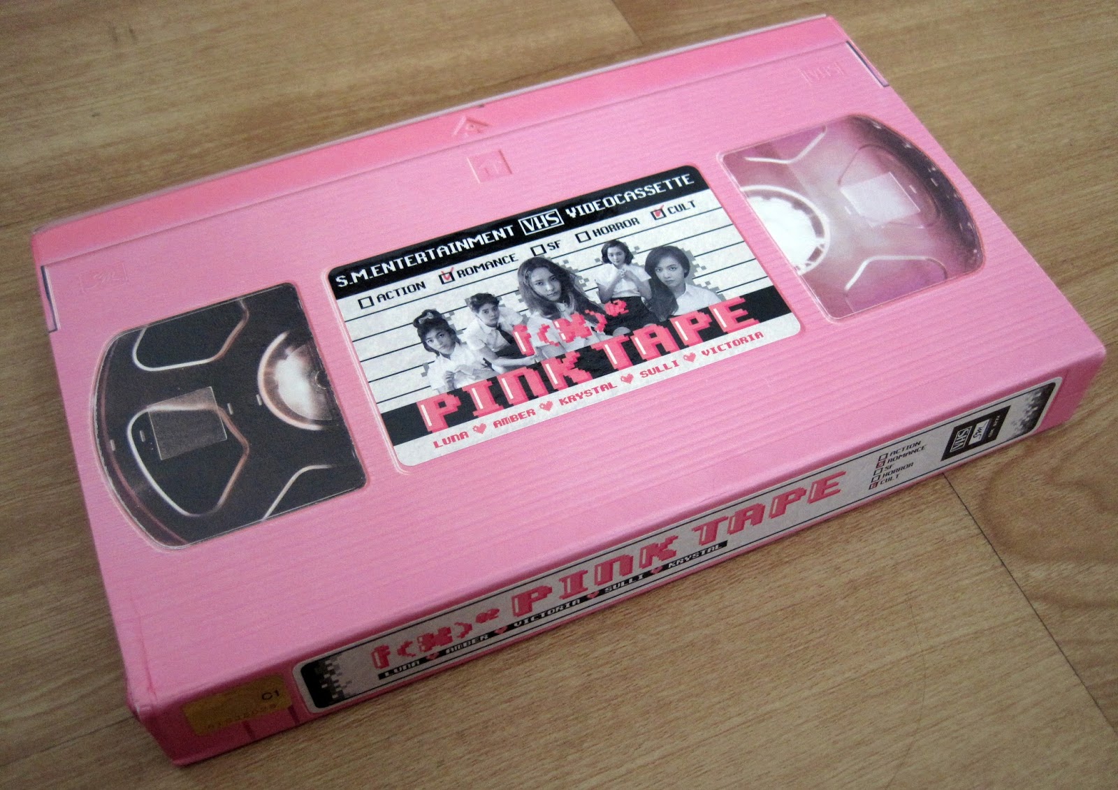 Lythicia's Kpop Collection: f(x)'s 2nd Album - Pink Tape
