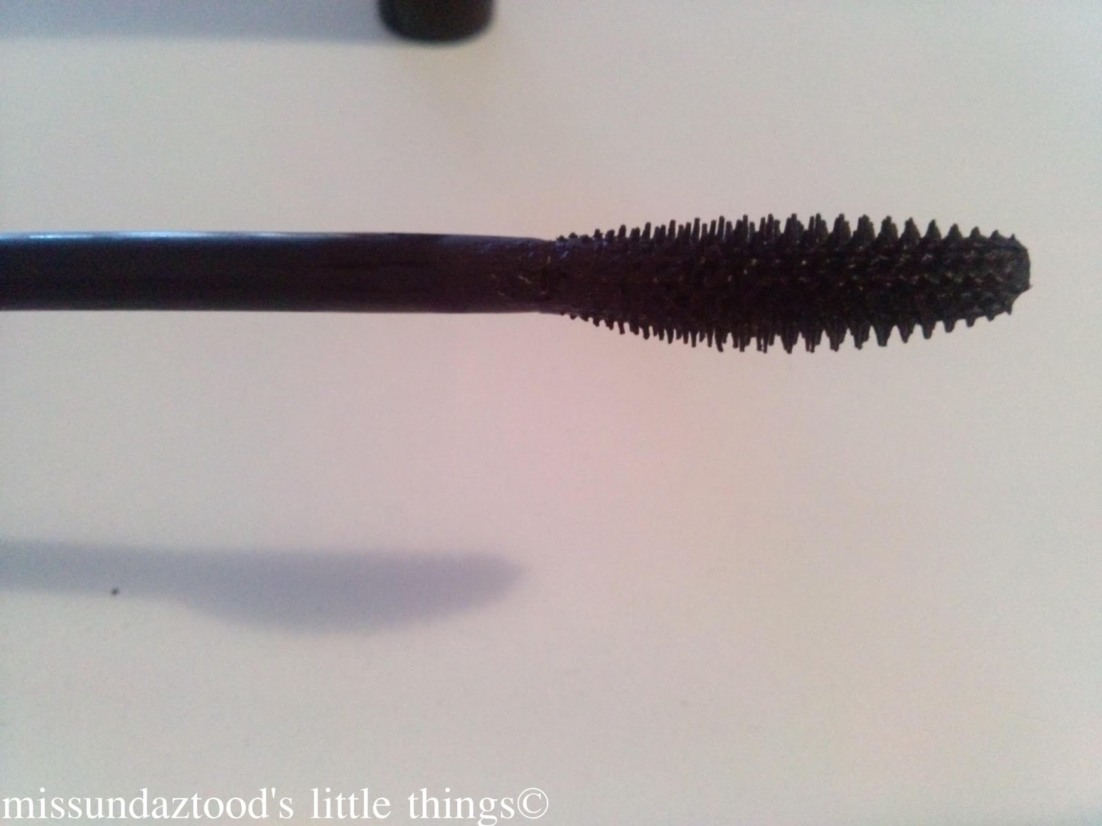 être belle Lash X press & hyaluronic mascara Missundaztood's Fragrance and Makeup Blog