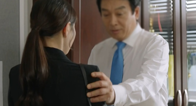 이미지에 대체텍스트 속성이 없습니다; 파일명은 1.png 입니다.